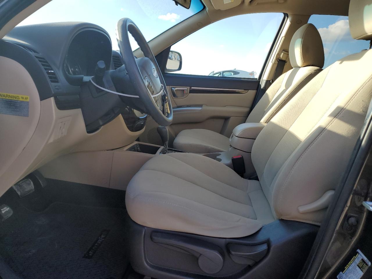 2011 Hyundai Santa Fe - Image 7