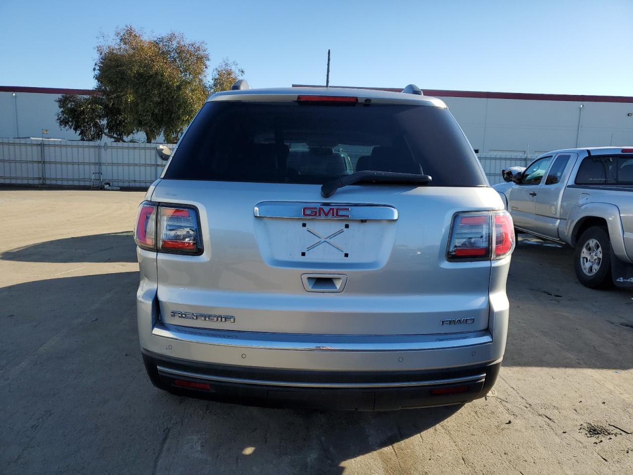 2013 GMC Acadia - Image 6