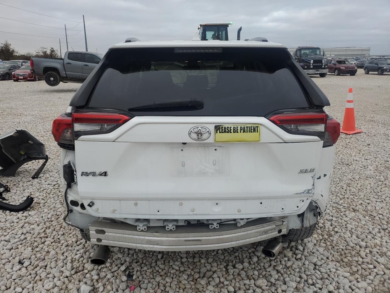 2020 Toyota RAV 4 - Image 6