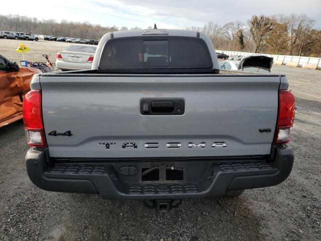  TOYOTA TACOMA 2021 Srebrny