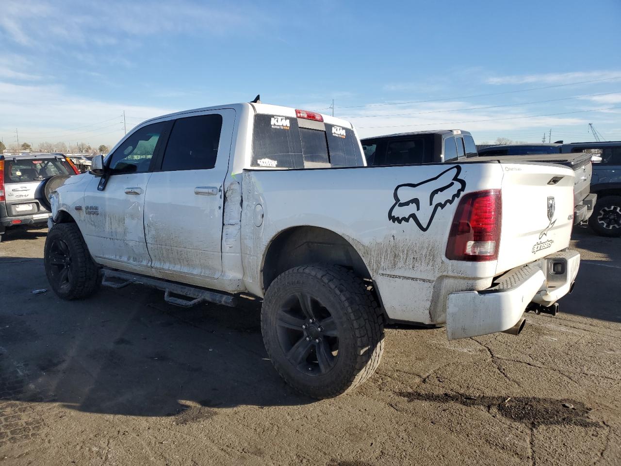 2016 RAM 1500 - Image 2