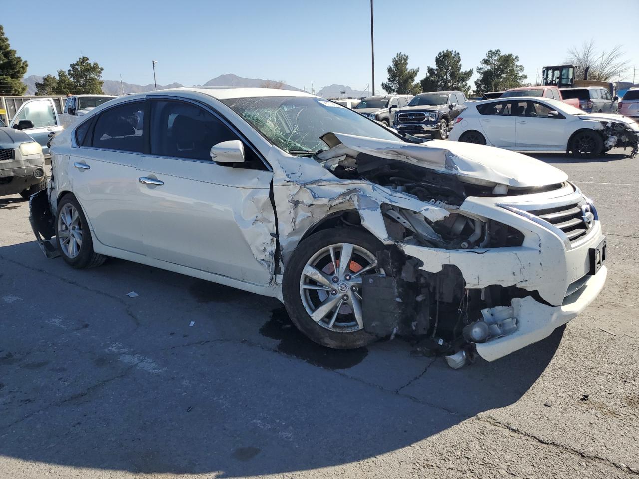 2015 Nissan Altima - Image 4