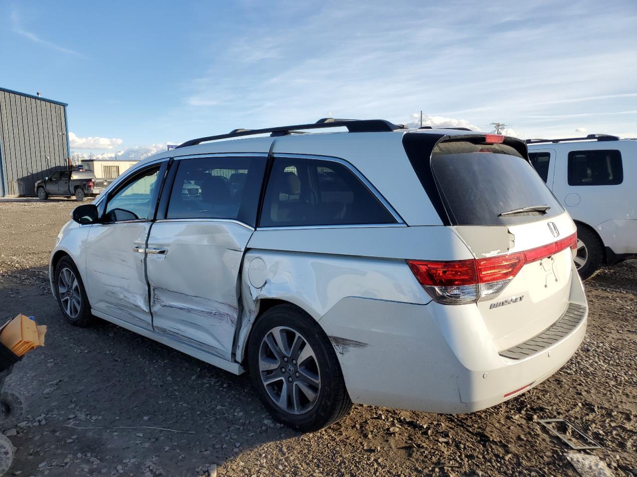 2014 Honda Odyssey - Image 2