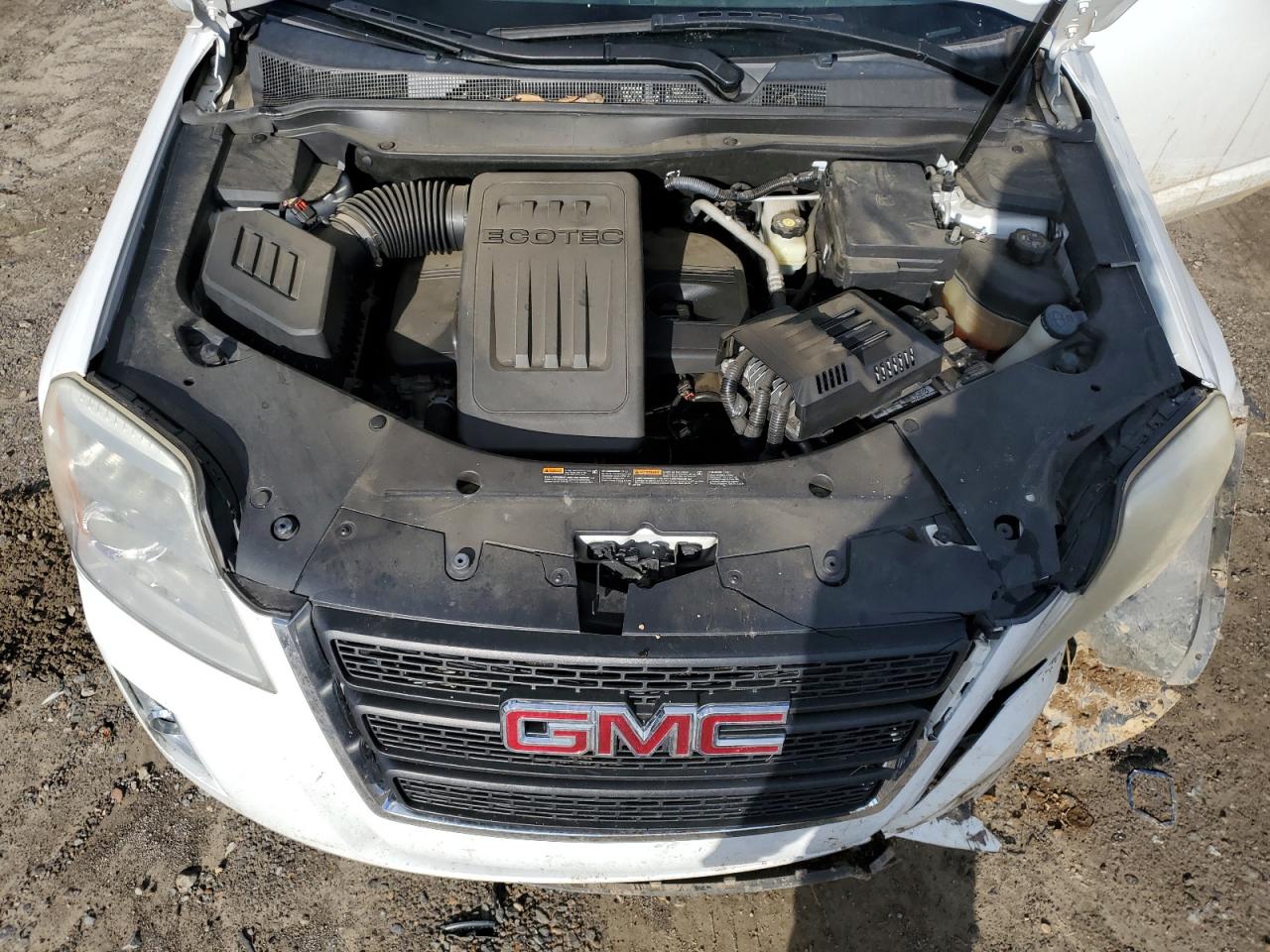 2014 GMC Terrain - Image 13