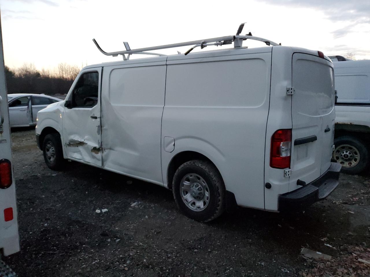 1N6BF0KY9HN801273 NISSAN NV 2017