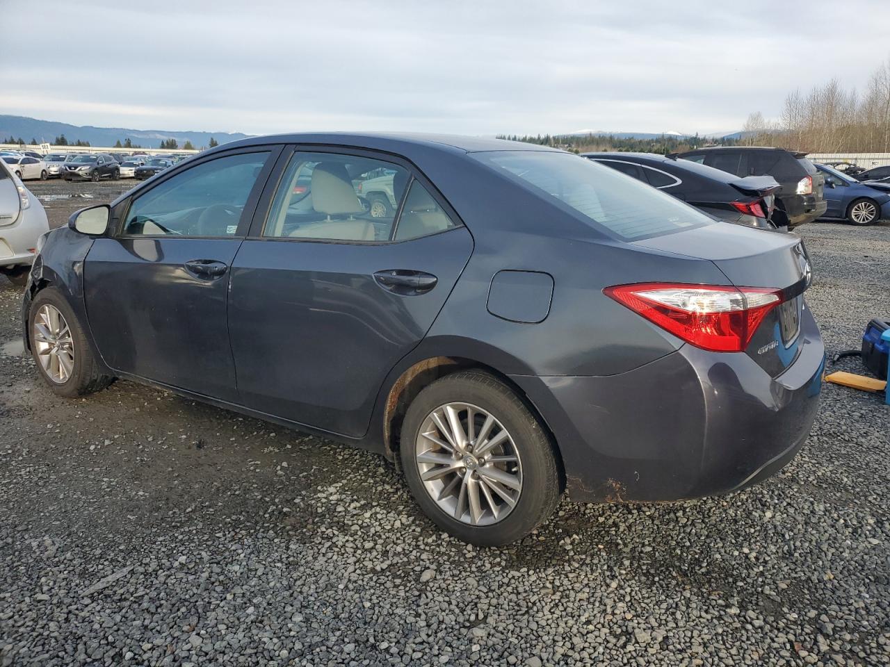 VIN 2T1BURHE5FC294866 2015 TOYOTA COROLLA no.2