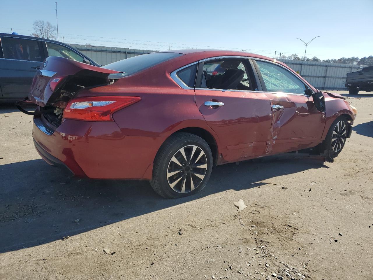 2017 Nissan Altima - Image 3