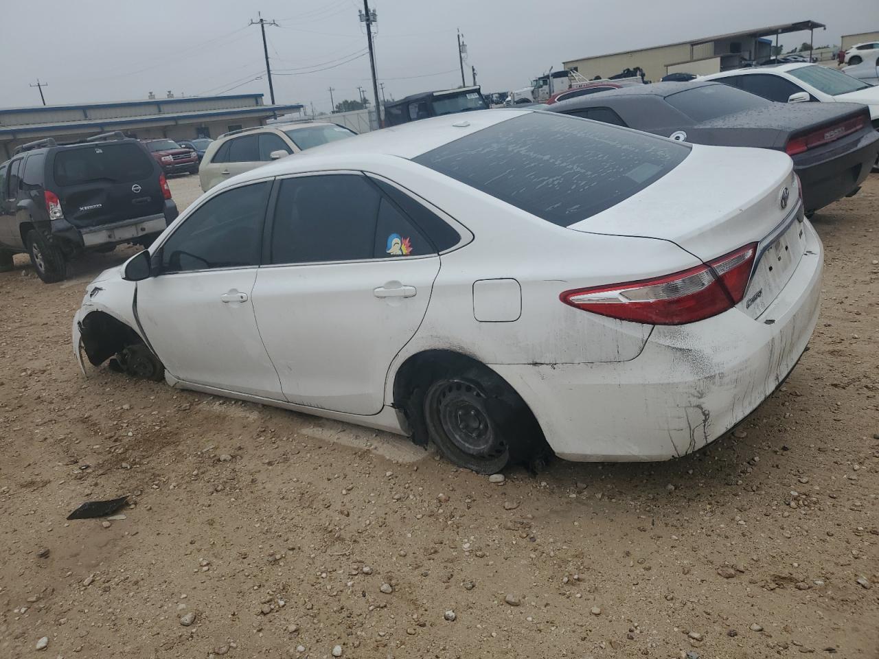 VIN 4T1BF1FK2GU549297 2016 TOYOTA CAMRY no.2