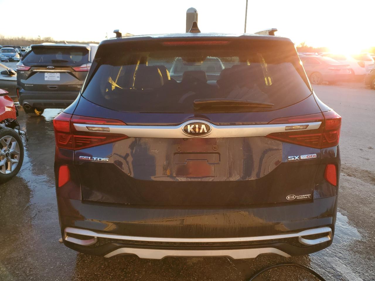 2021 Kia Seltos Sx VIN: KNDETCA24M7147000 Lot: 85972524