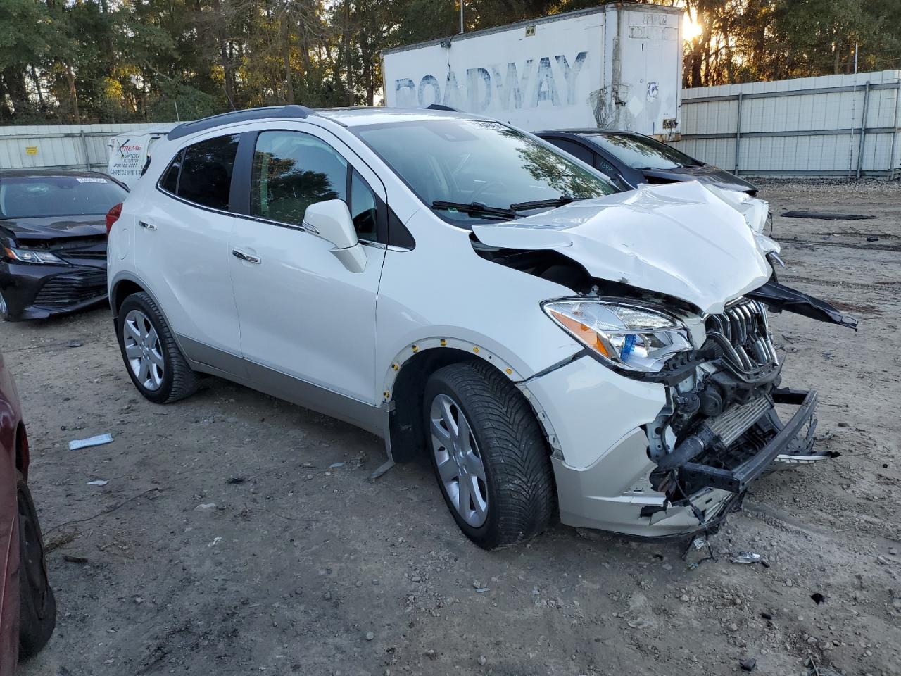 VIN KL4CJDSB6FB153909 2015 BUICK ENCORE no.4