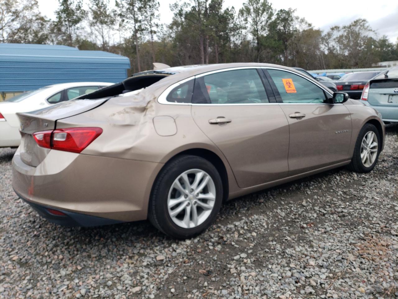 2018 Chevrolet Malibu - Image 3