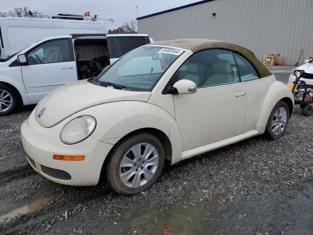 2010 Volkswagen New Beetle 