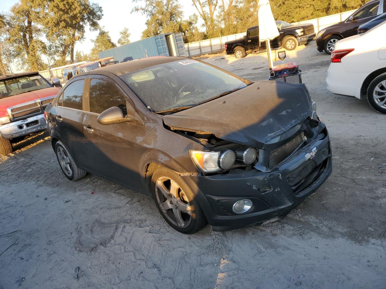2016 Chevrolet Sonic - Image 4