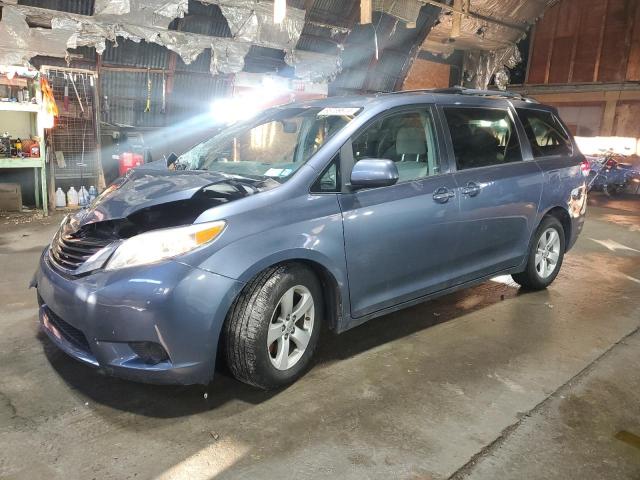 2014 Toyota Sienna Le