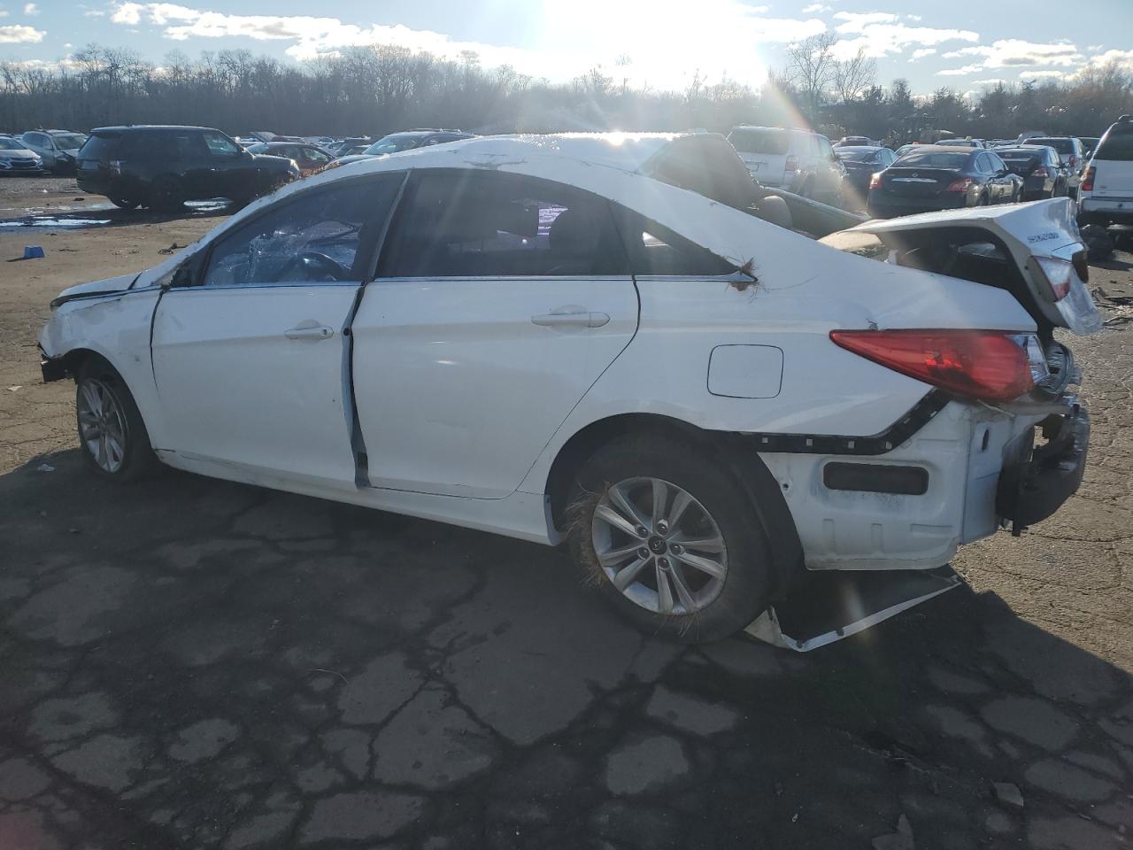 2013 Hyundai Sonata - Image 2