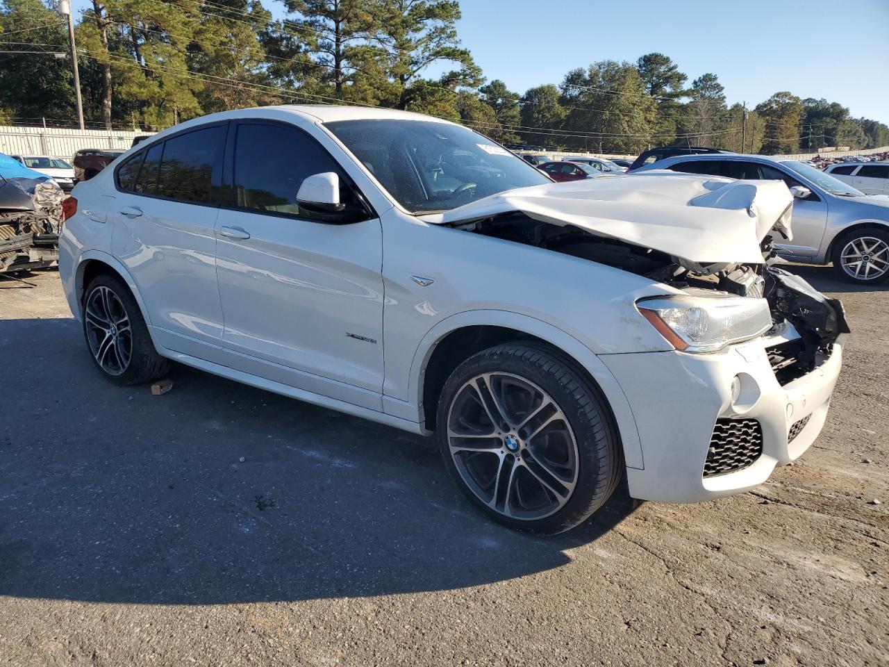 VIN 5UXXW3C51J0Y66019 2018 BMW X4 no.4