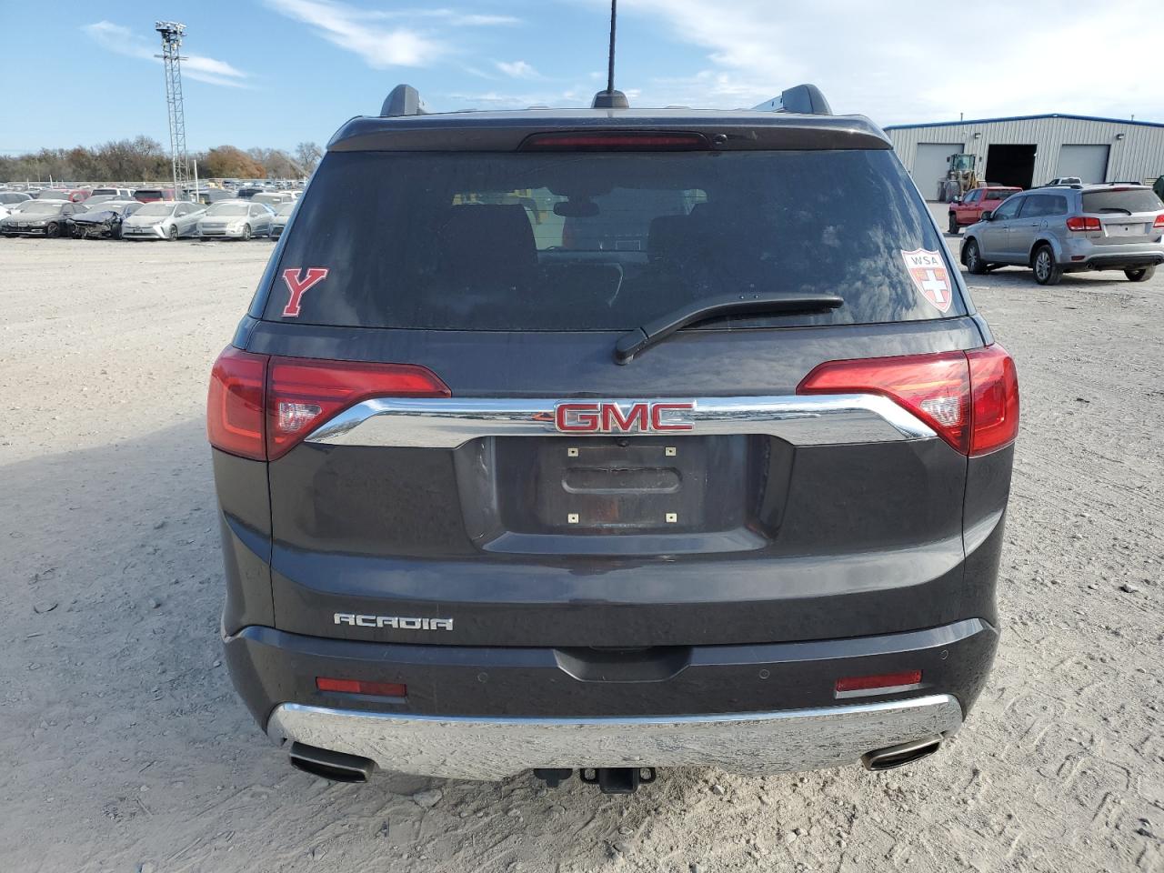 2019 GMC Acadia - Image 6