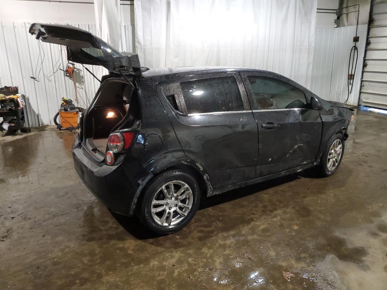 VIN 1G1JC6SH5F4158863 2015 CHEVROLET SONIC no.3