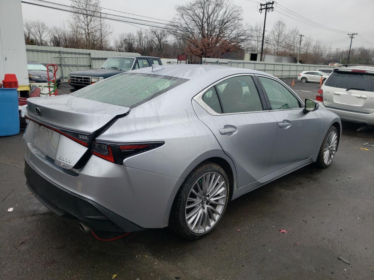 2023 Lexus IS - Image 3