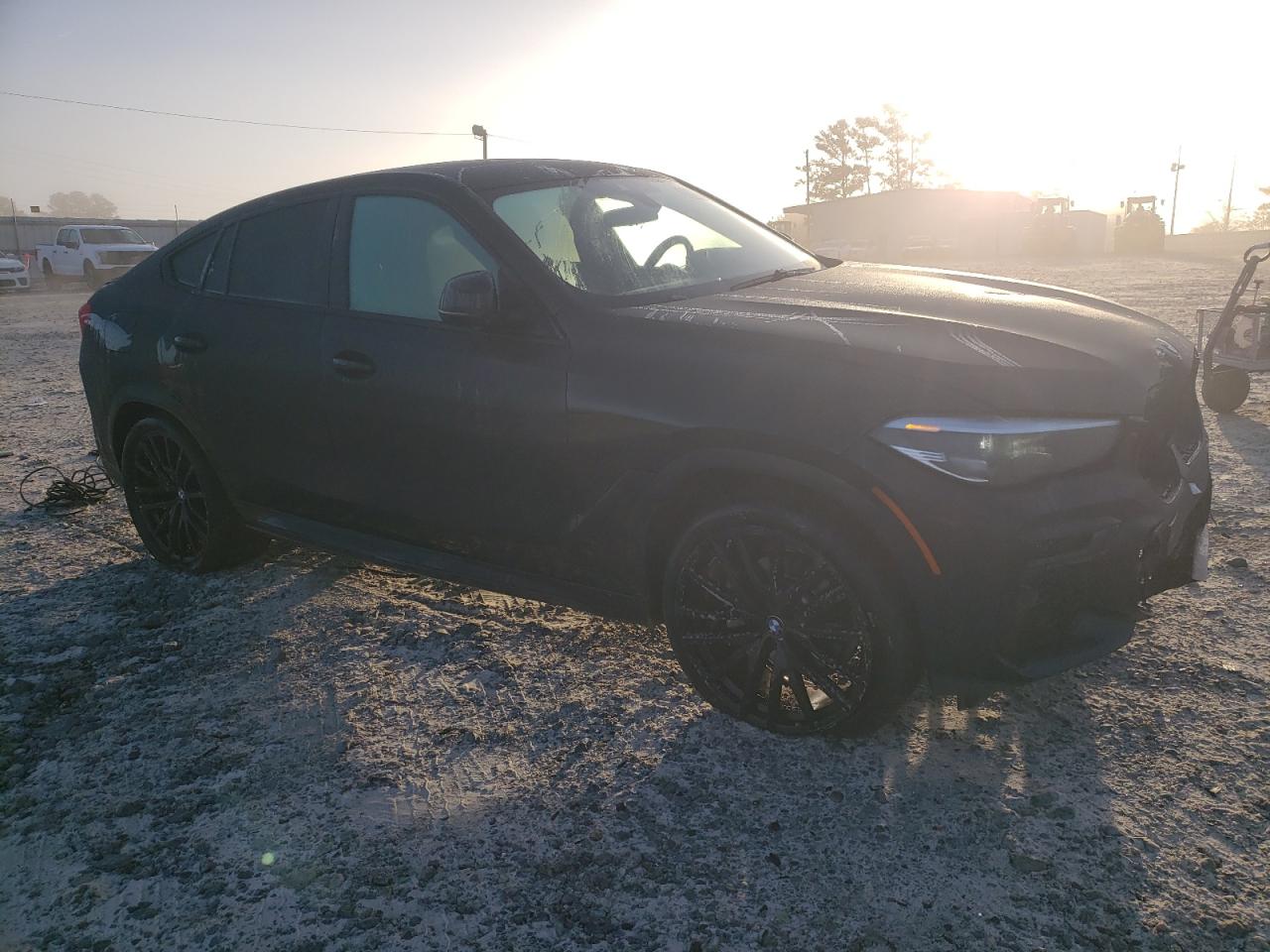 2022 BMW X6 - Image 4