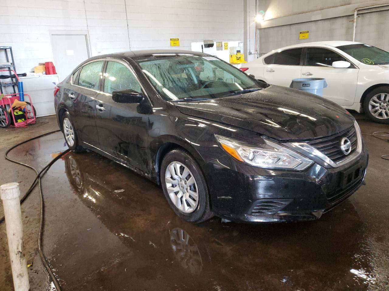 VIN 1N4AL3AP5GN380688 2016 NISSAN ALTIMA no.4