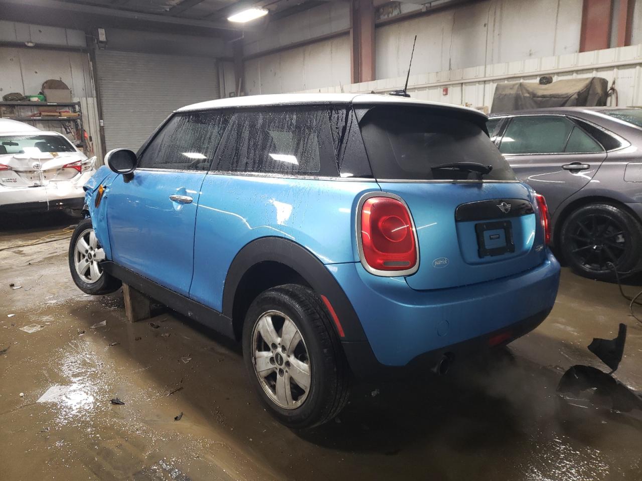2017 MINI Cooper - Image 2