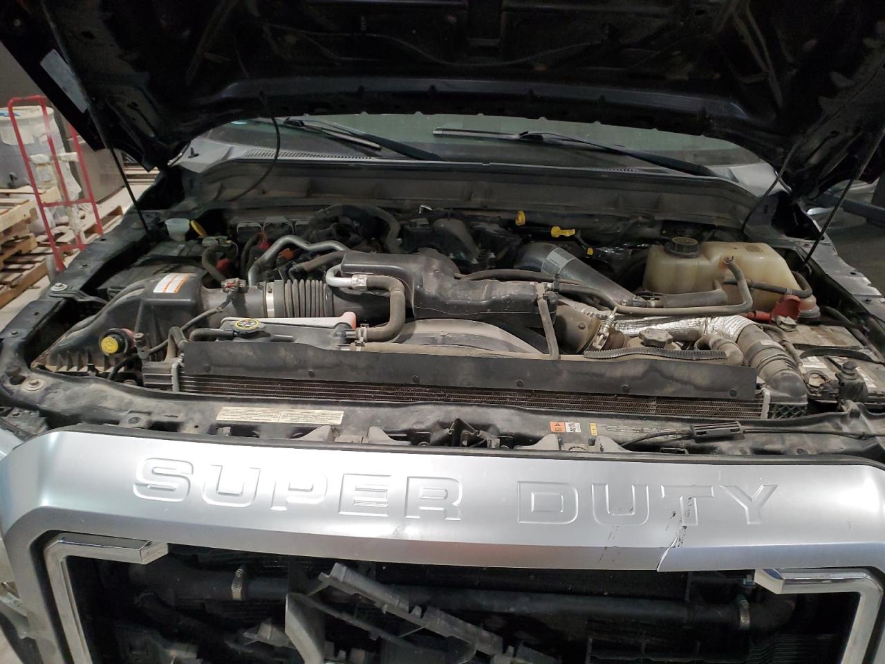2016 Ford F250 - Image 11