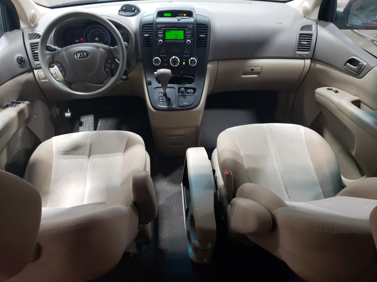2014 Kia Sedona - Image 8