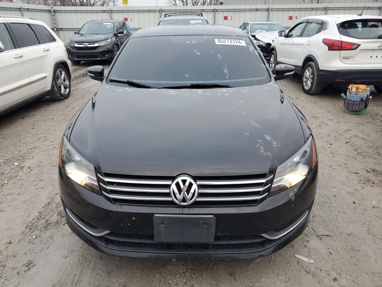 2014 Volkswagen Passat - Image 5