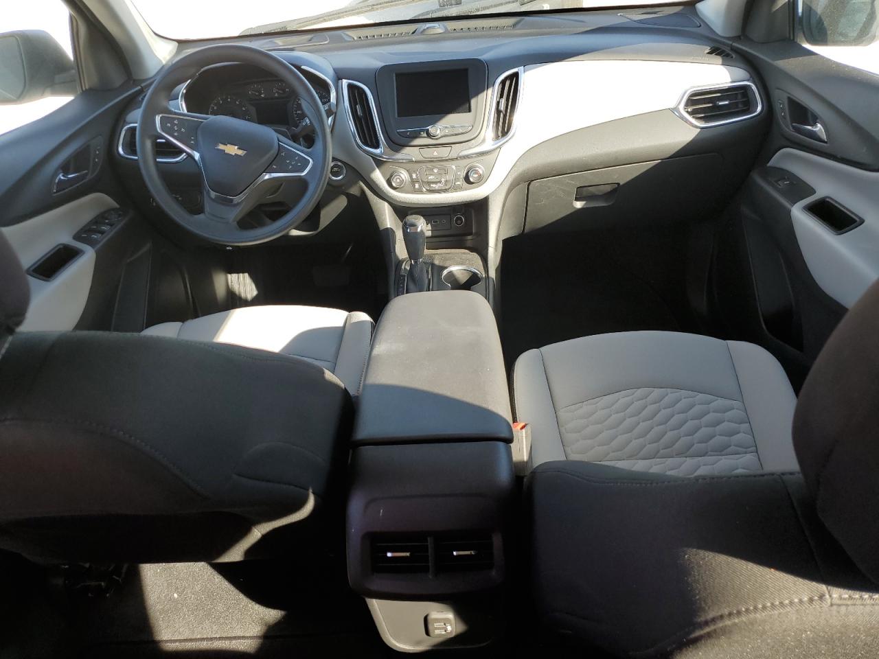 2020 Chevrolet Equinox - Image 8