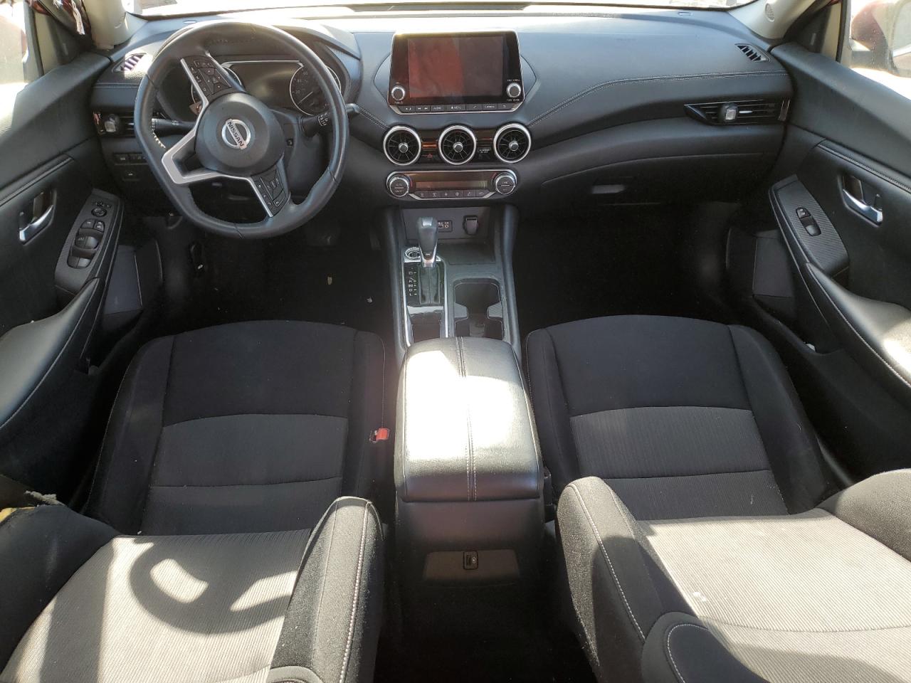 2021 Nissan Sentra - Image 8
