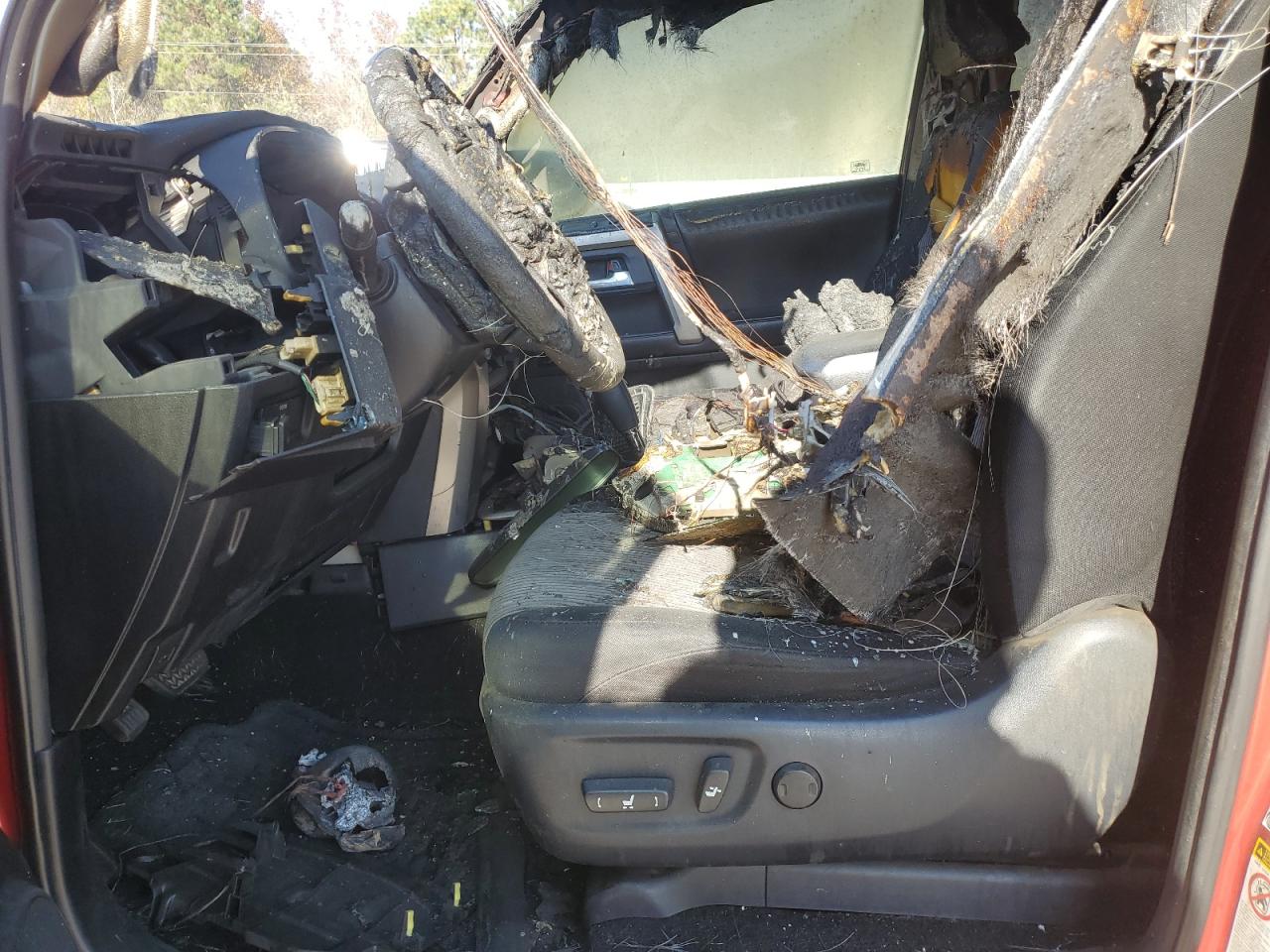 2015 Toyota 4Runner - Image 7
