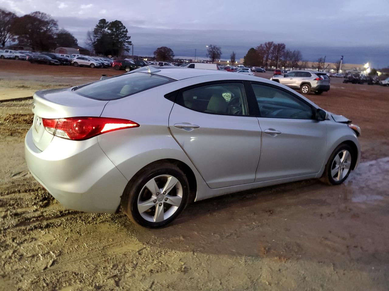 VIN 5NPDH4AE8DH291271 2013 HYUNDAI ELANTRA no.3