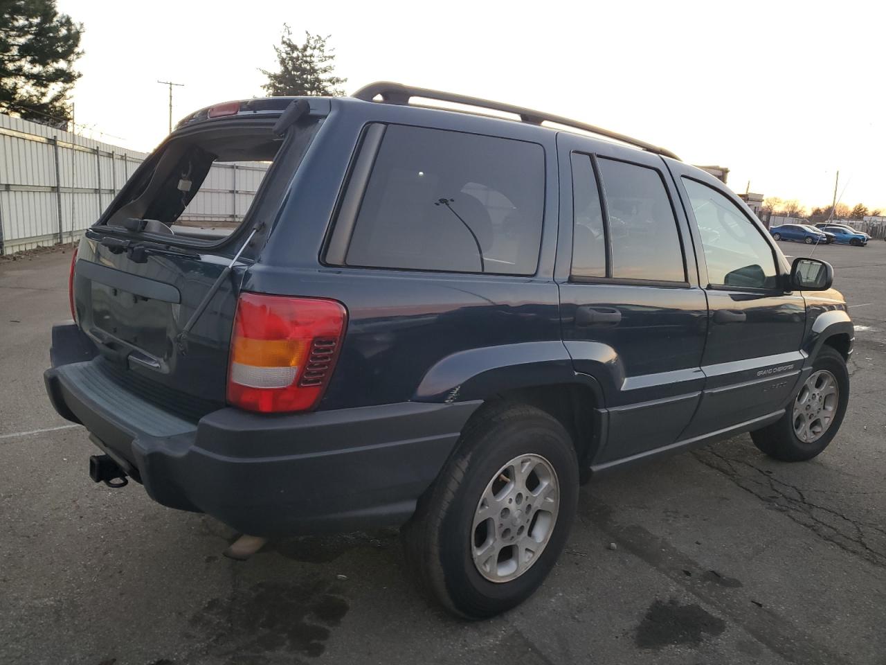 2003 Jeep Grand Cherokee - Image 3