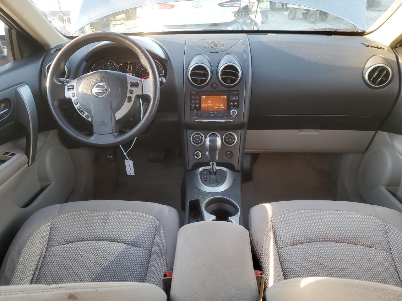 2011 Nissan Rogue - Image 8