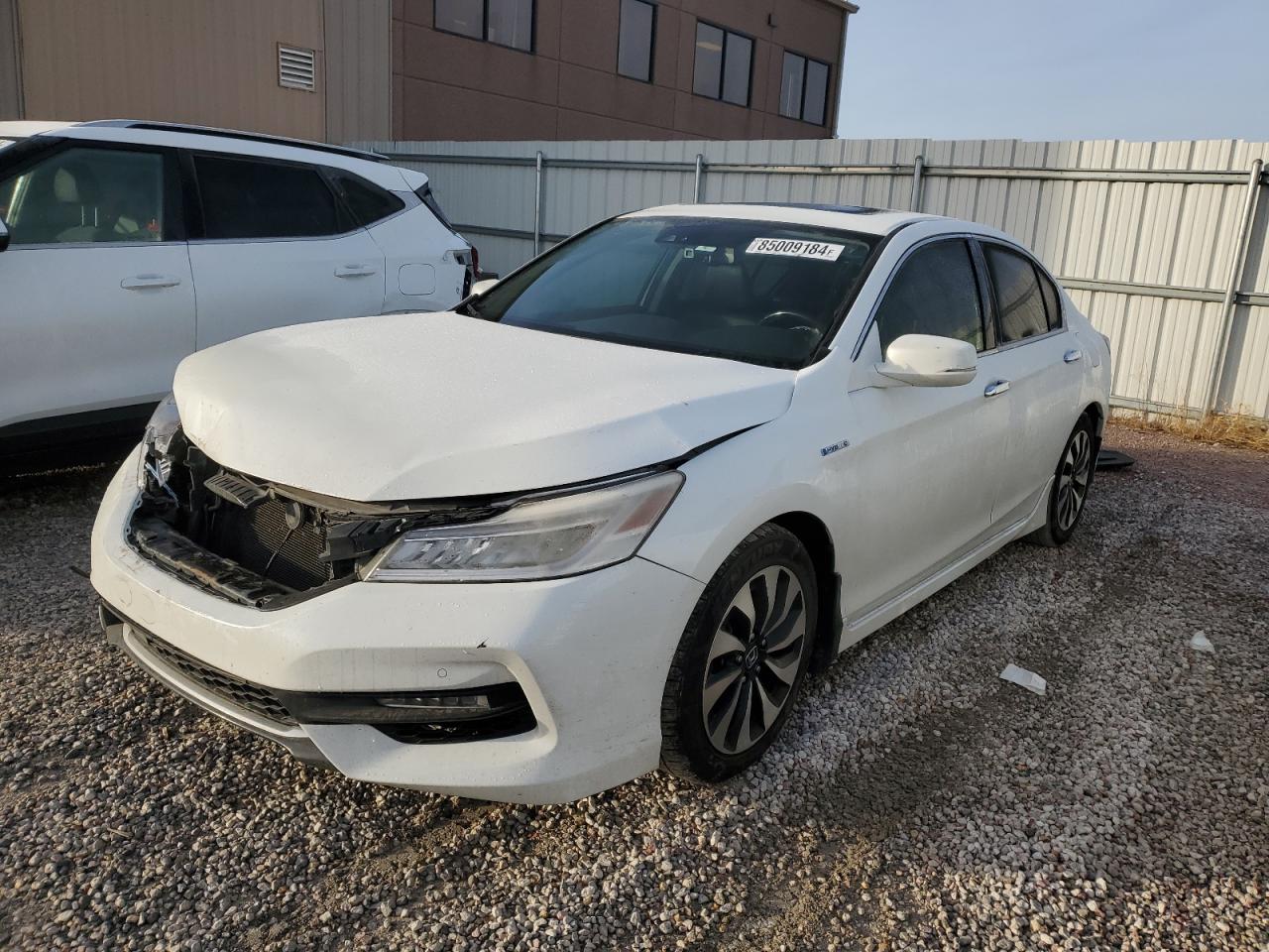 JHMCR6F71HC001774 2017 HONDA ACCORD - Image 1