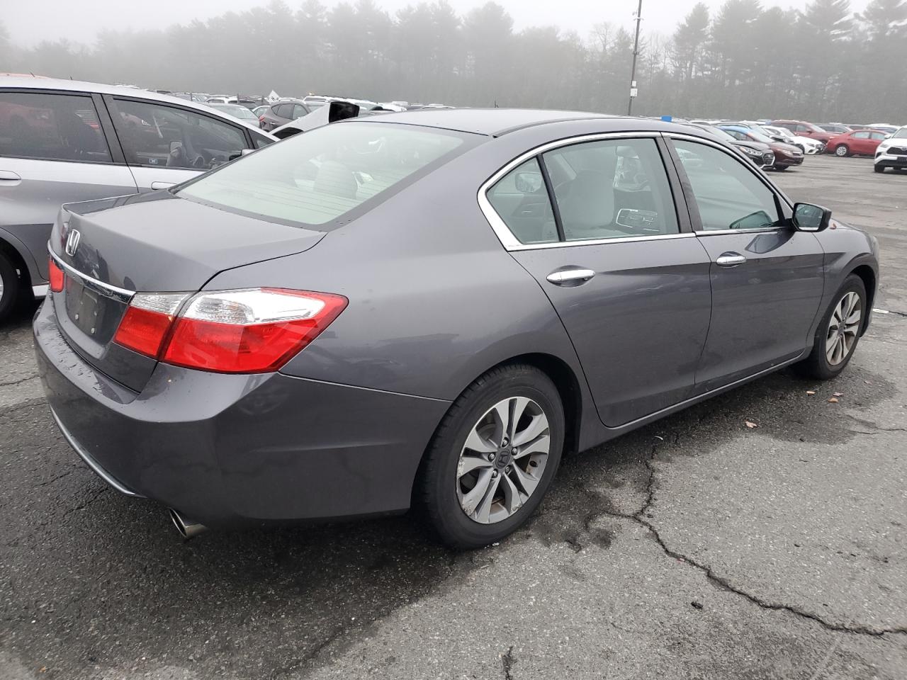 VIN 1HGCR2F36DA268830 2013 HONDA ACCORD no.3