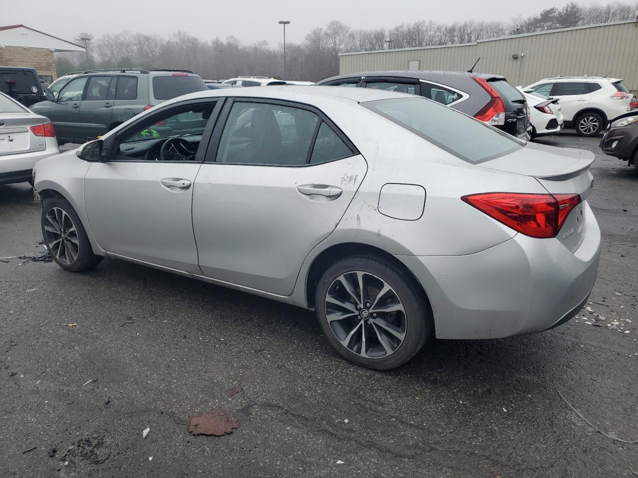 VIN 2T1BURHE6HC827794 2017 TOYOTA COROLLA no.2