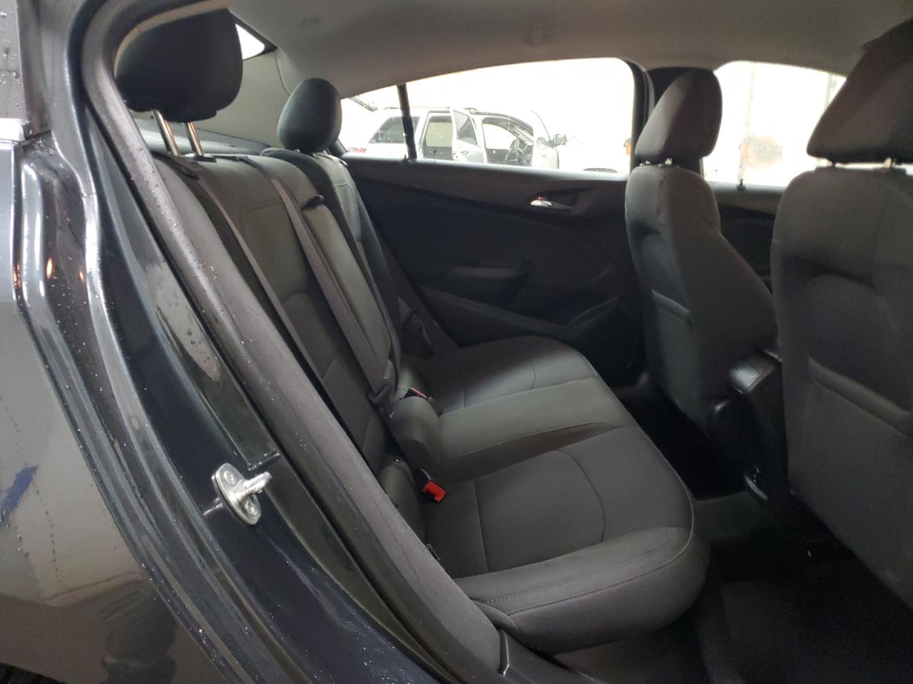 2017 Chevrolet Cruze - Image 10