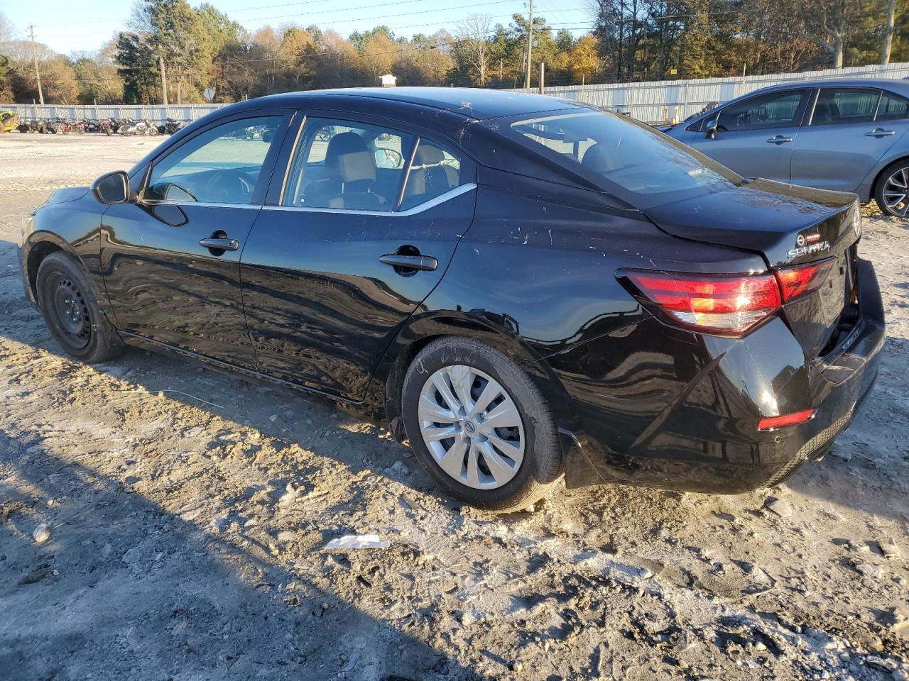 2024 Nissan Sentra - Image 2
