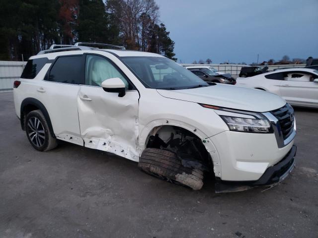  NISSAN PATHFINDER 2024 White