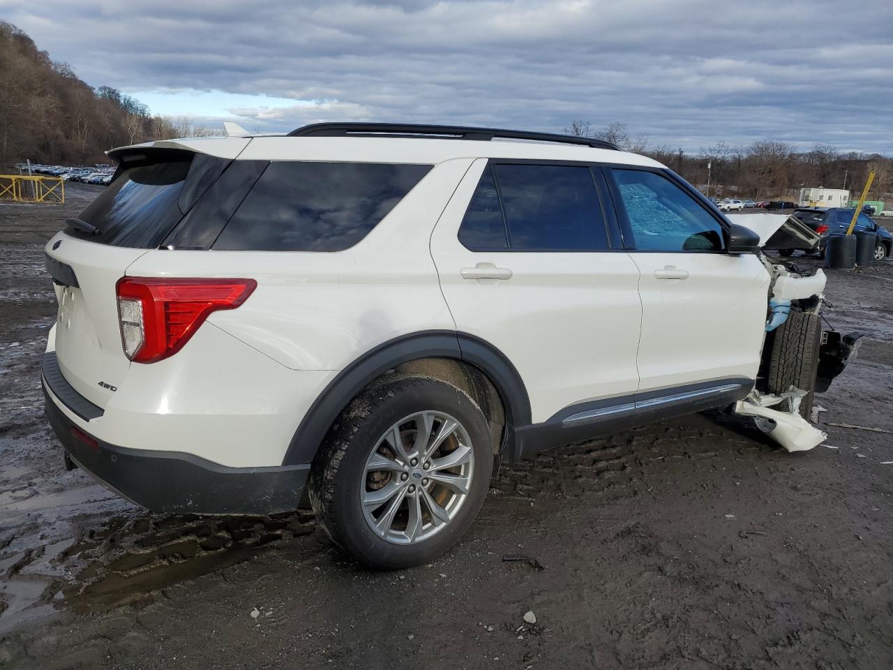 2021 Ford Explorer - Image 3