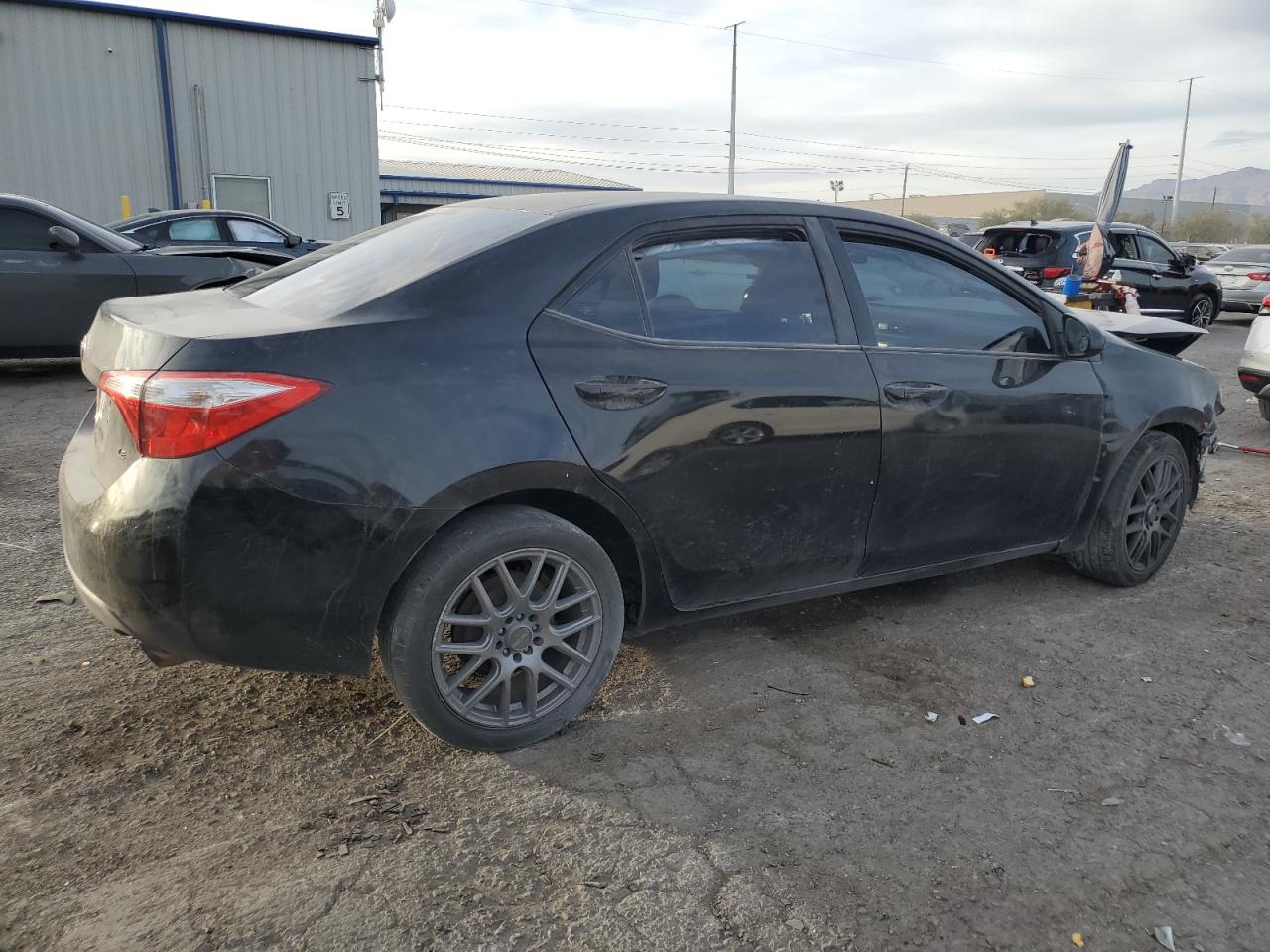 2015 Toyota Corolla - Image 3