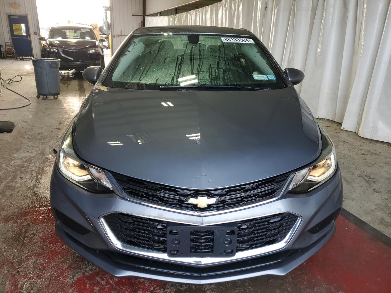 VIN 1G1BE5SM7J7140328 2018 CHEVROLET CRUZE no.5