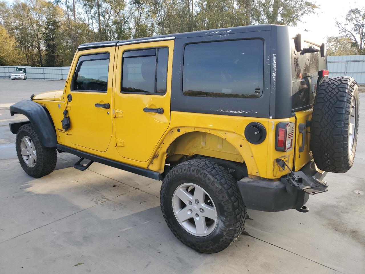 1C4BJWDG2FL642520 2015 JEEP WRANGLER - Image 2