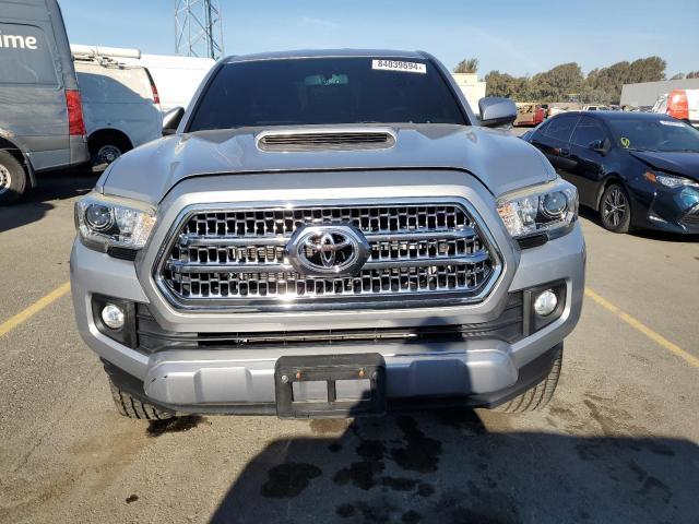  TOYOTA TACOMA 2017 Silver