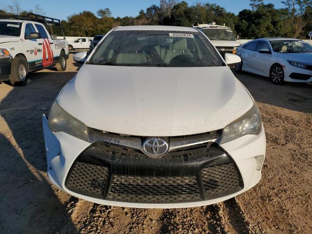  TOYOTA CAMRY 2015 White