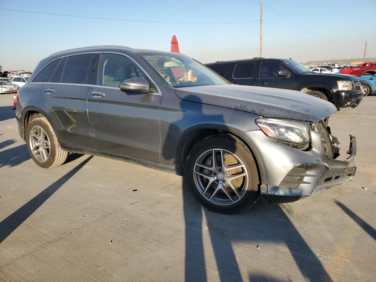 VIN WDC0G4JB1HF138815 2017 MERCEDES-BENZ GLC-CLASS no.4