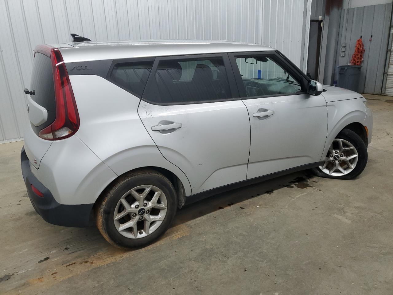 VIN KNDJ23AU4M7774234 2021 KIA SOUL no.3