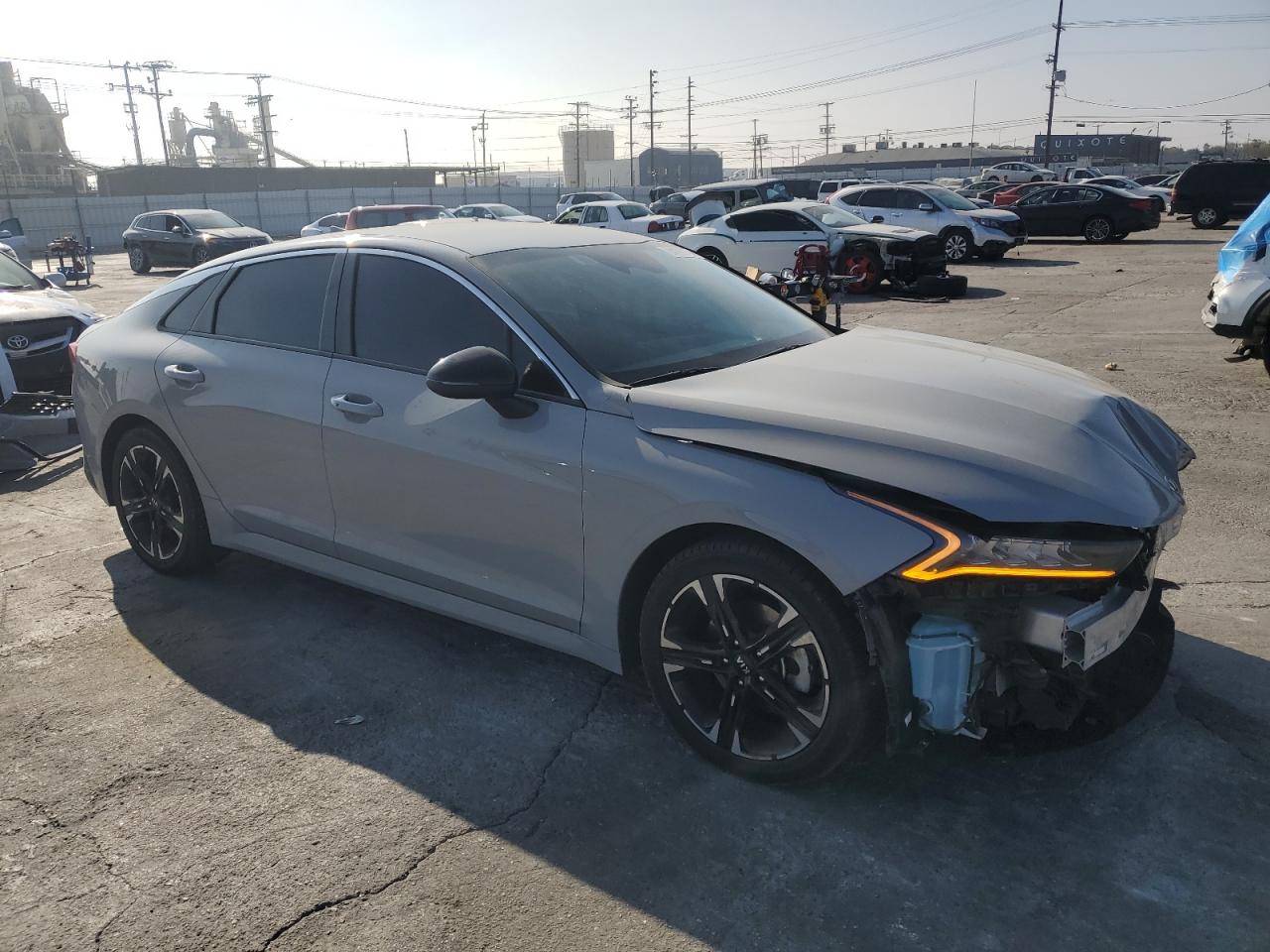 2021 Kia K5 - Image 4
